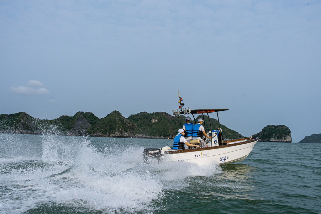 TK 550 Skiff