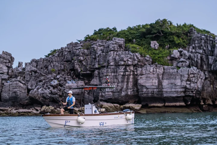 TK 550 Skiff